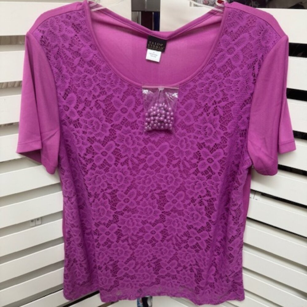 Vintage Salon Studio Lace front blouse purple with matching necklace